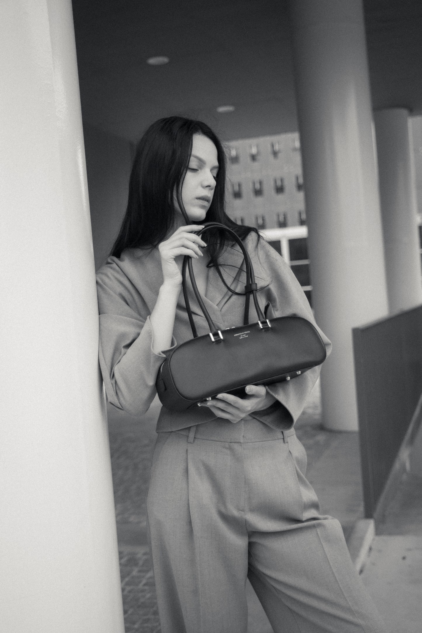 Borsa a tracolla elegante per tutti i giorni, Anais Large Brown Hero Leather