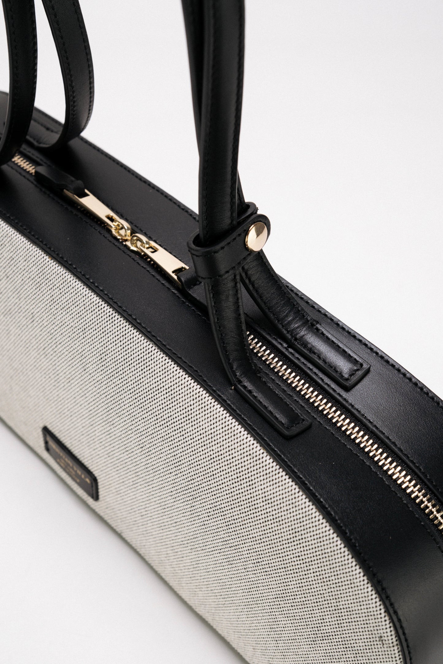 [Nuova] Anais Extra Large Hero Canvas - Elegante borsa a tracolla per tutti i giorni