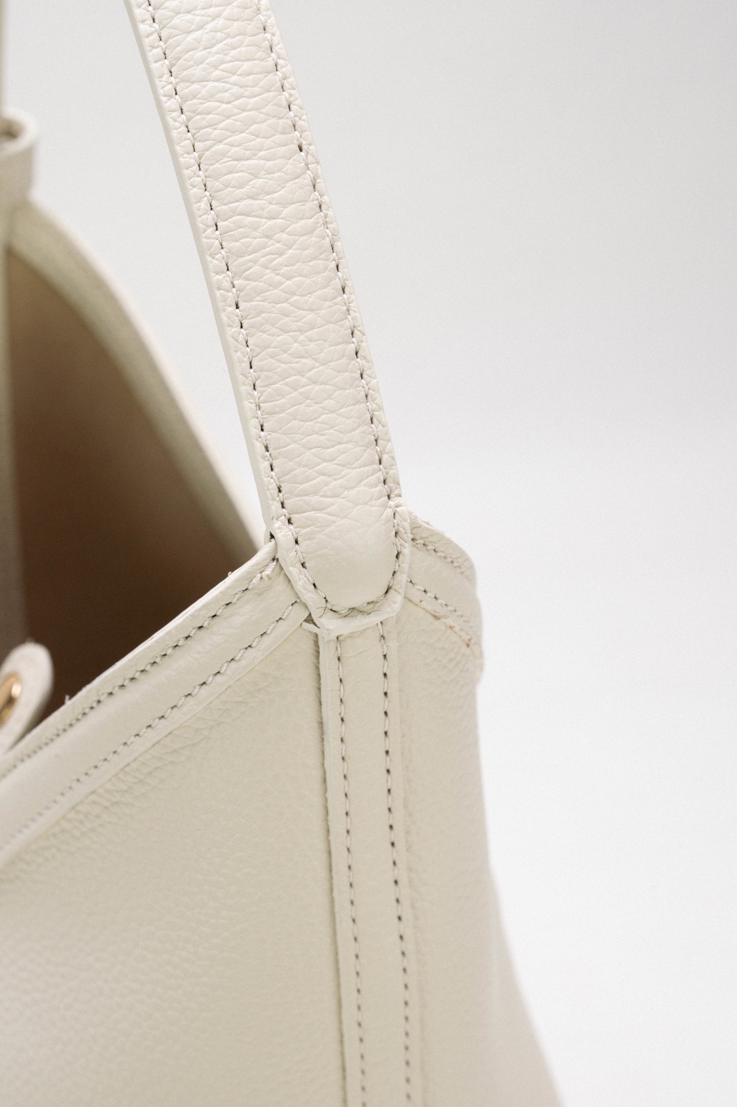 [Nuovo] Silvya Medium White