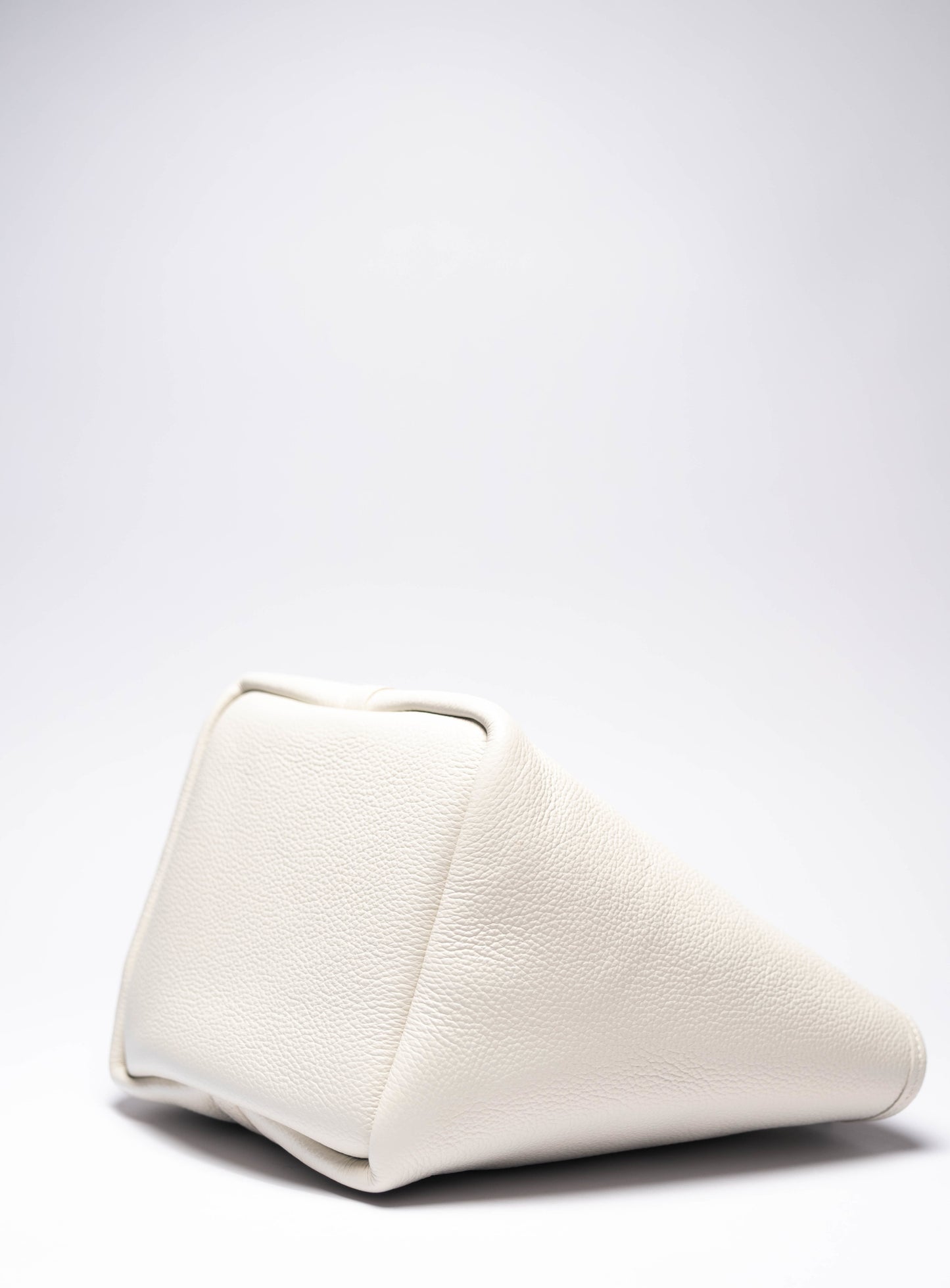 [New] Sara Medium White & Beige Suede - Reversible Tote bag