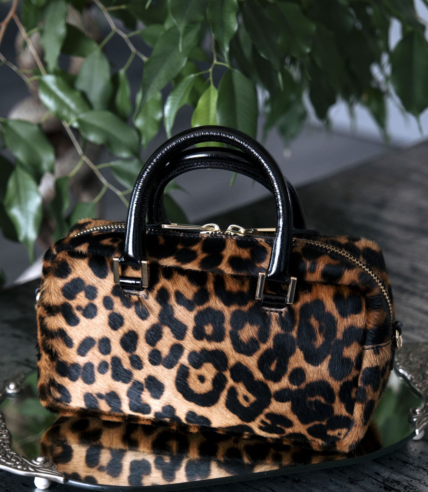 Alina Medium Leopard – A timeless cavallino leather bag with bold style