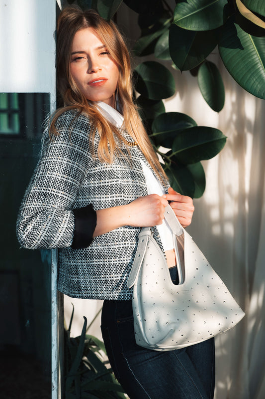 [Nuova]  Alma Small White – Borsa leggera in pelle sottile dal design moderno