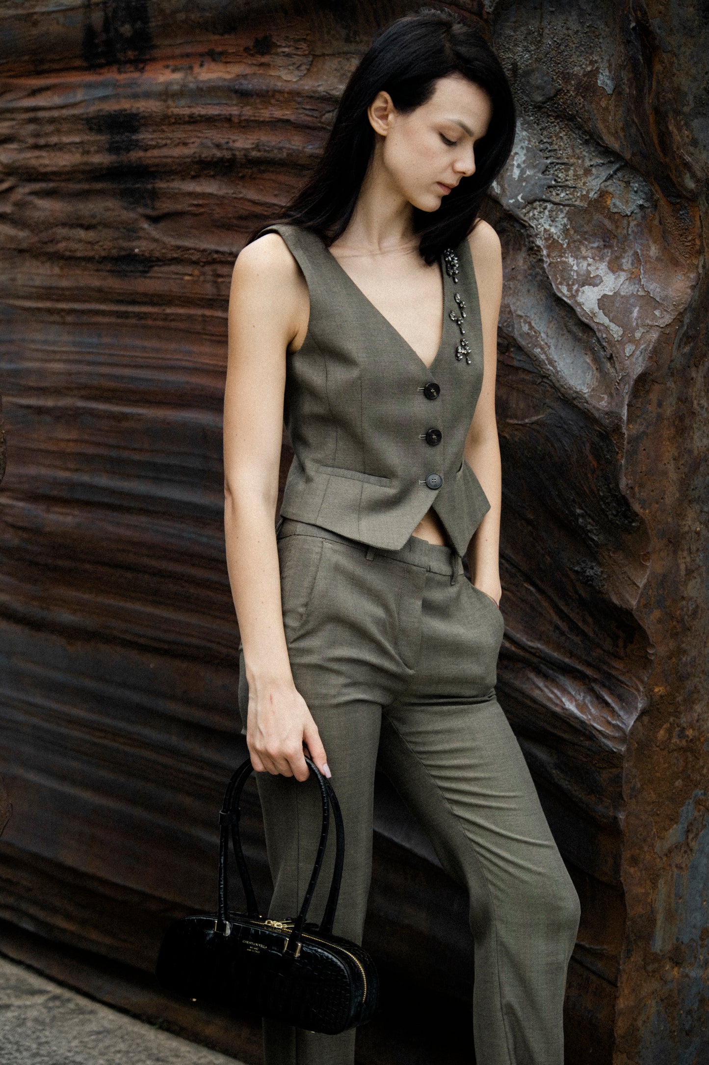 Anais Medium Black Cocco Leather – Elegant Everyday Shoulder Bag